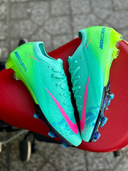 Футбольні Бутси Nike Air Zoom Mercurial Cosmic Speed Останні РОЗМІРИ