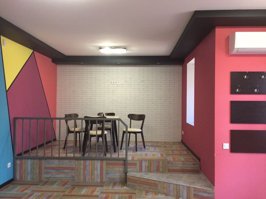 Продаж комерційного приміщення вільного призначення з ремонтом 78м2