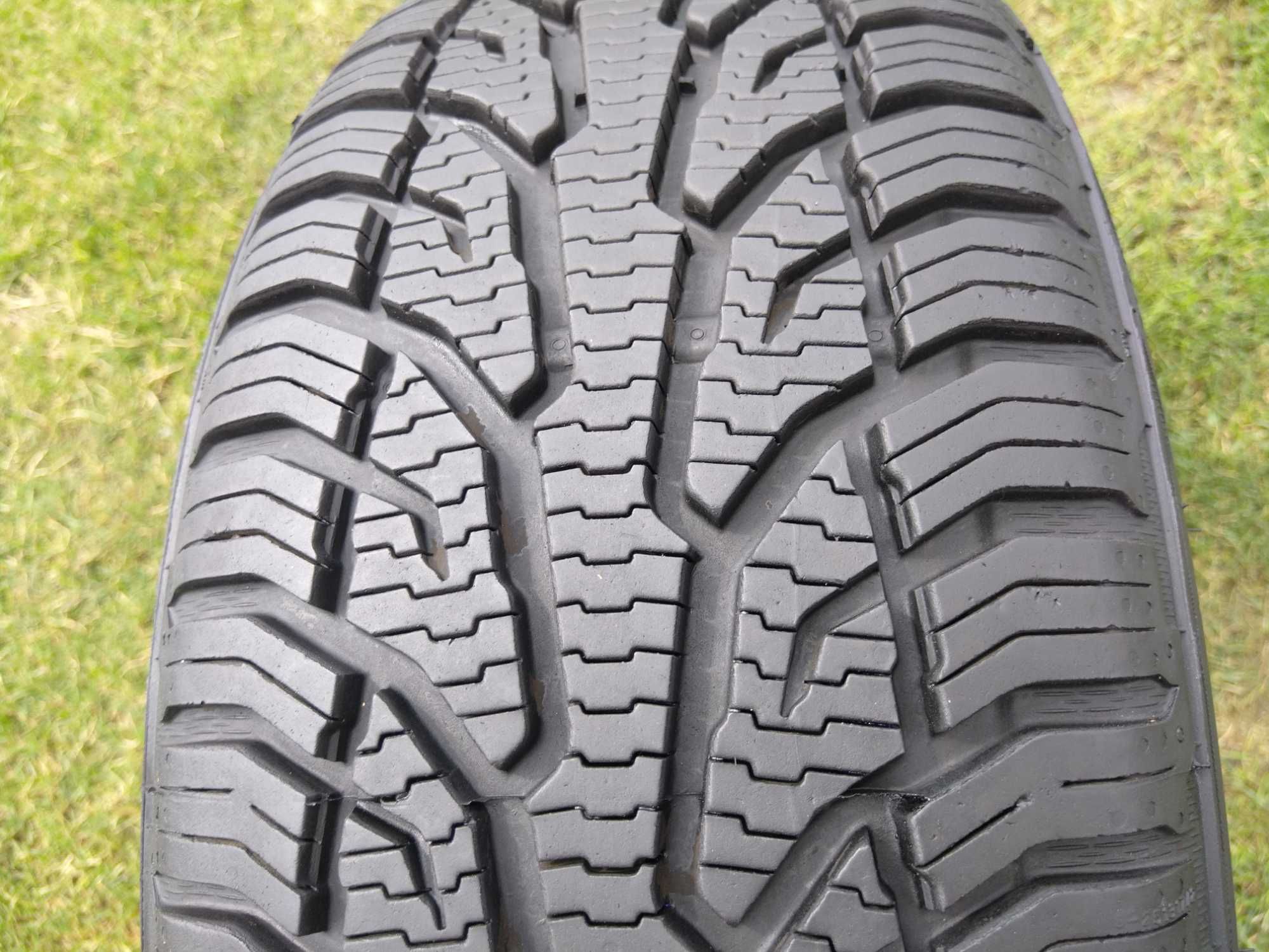 opona 215/50/17 Uniroyal All Season Expert 2 1 sztuka 7,5mm 2023