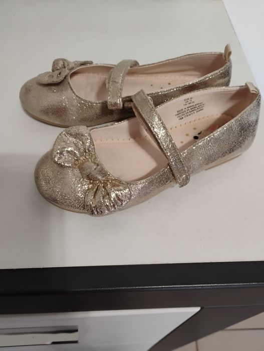 Pantofelki w rozm 30
