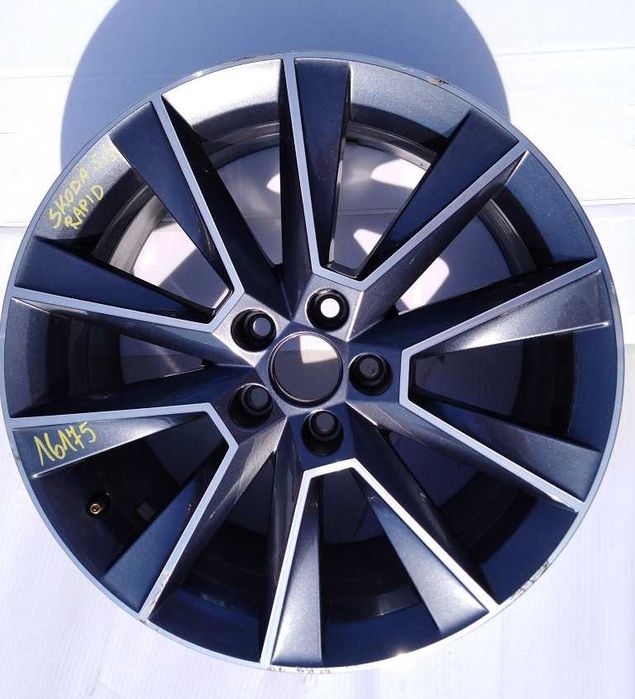 Skoda Rapid Felga aluminiowa 7Jx17 ET46 Rozstaw 5x100 5JJ601025