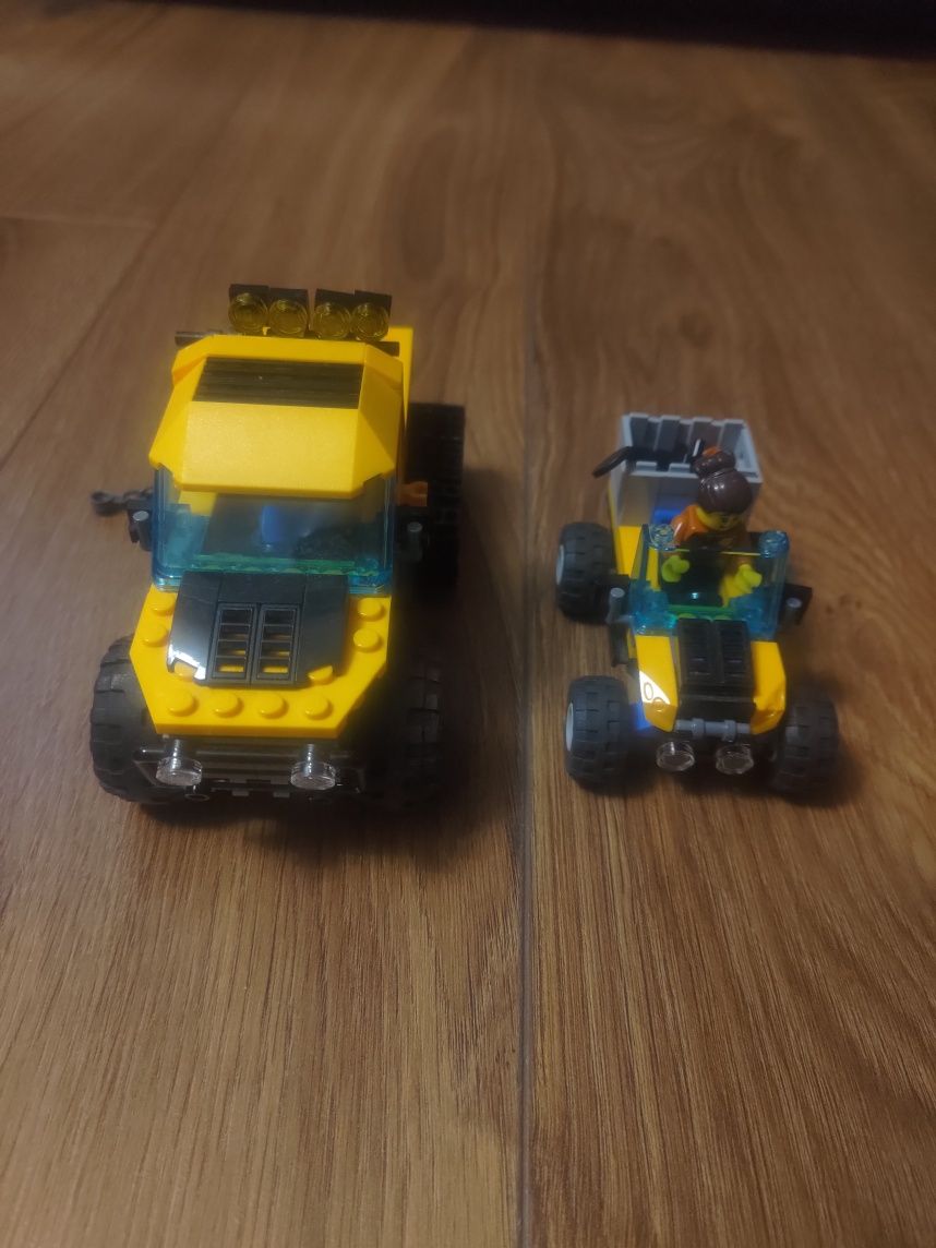 LEGO city  60159  Misja półgąsienicowej terenówki