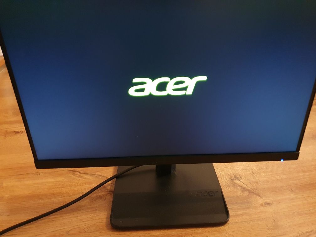 Monitor FullHD Acer ET221Q - idealny do pracy, nauki i rozrywki