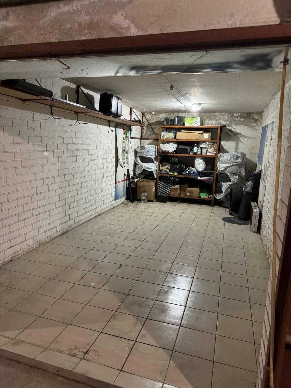 гараж, бетоний, підземний