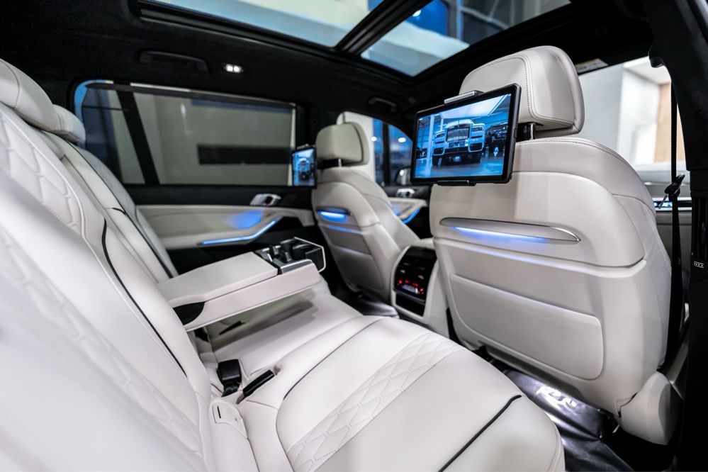 Samochód do ślubu BMW X7
