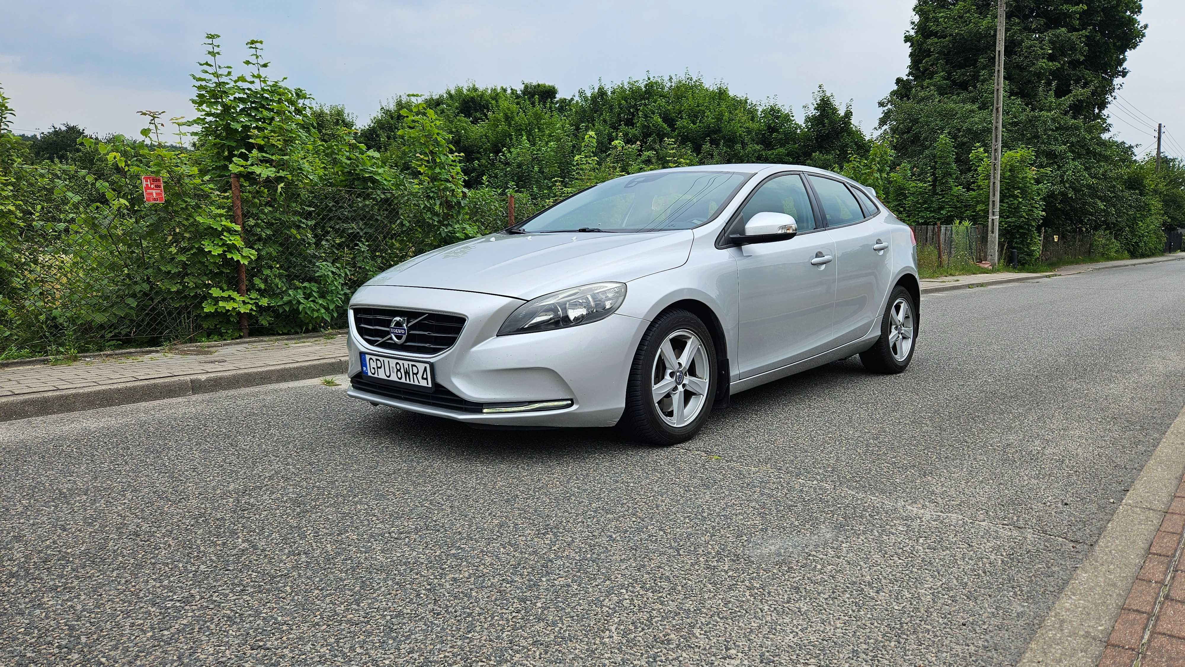 Volvo V40 2.0D 150KM D3 / Klima / Zadbany