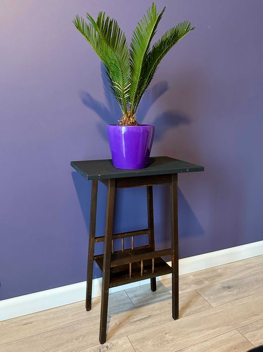 stolik - kwietnik - podstawka - drewniany