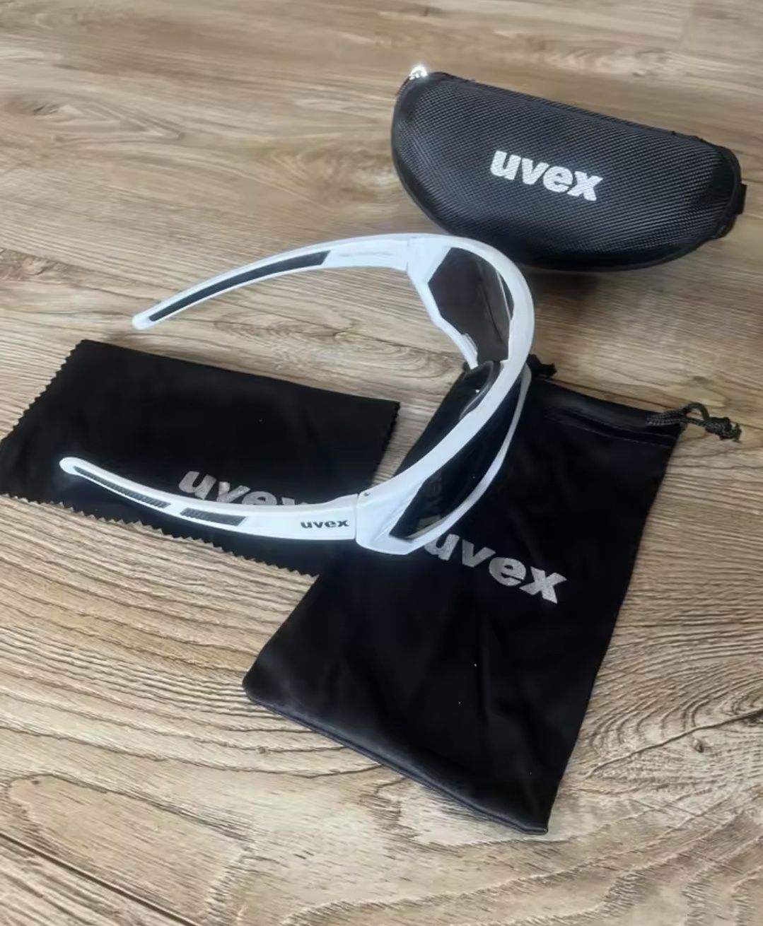 Okulary sportowe Uvex białe