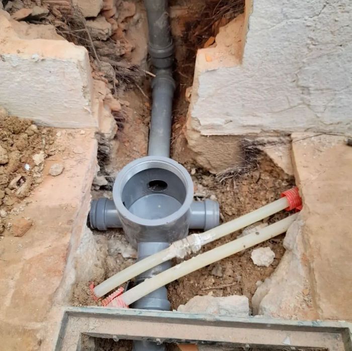 Canalizador / Desentupimentos / canalização  / Reparações