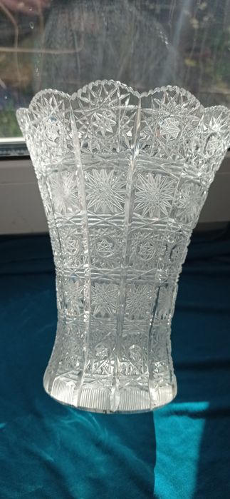 Хрустальні вази  Bohemia,кольорове  гутне скло,салатниці, конфетниці