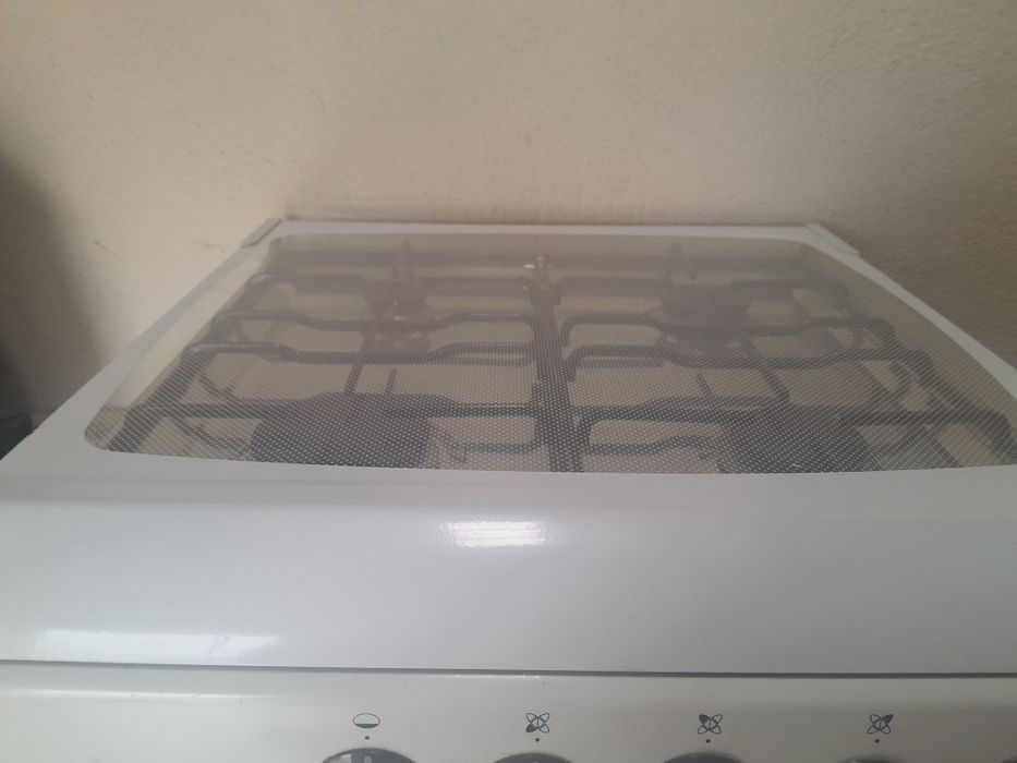 Fogão  a gaz com forno como novo