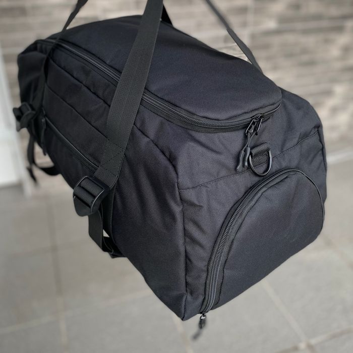 Чорна дорожня спортивна сумка з відділенням для взуття