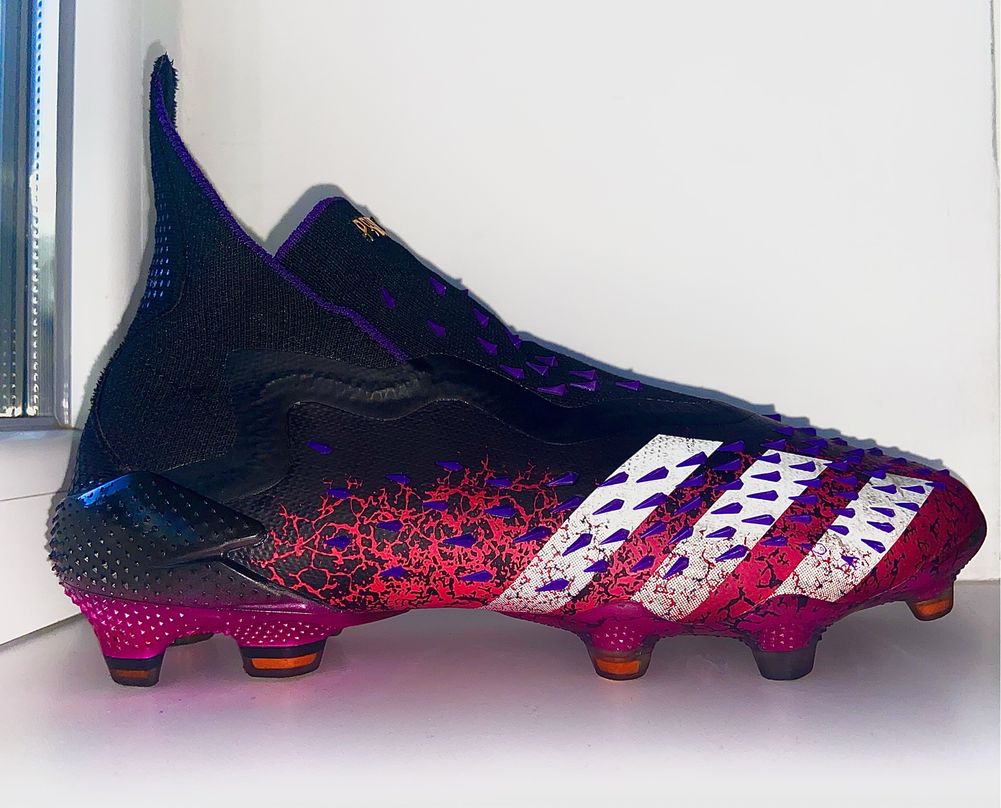 Бутсы Adidas Predator FREAK