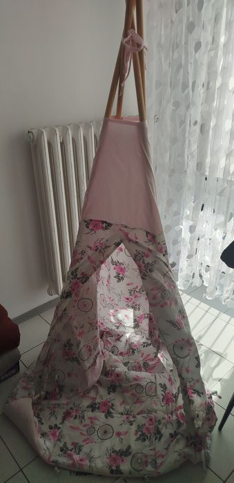 Namiot tipi dla dziewczynki