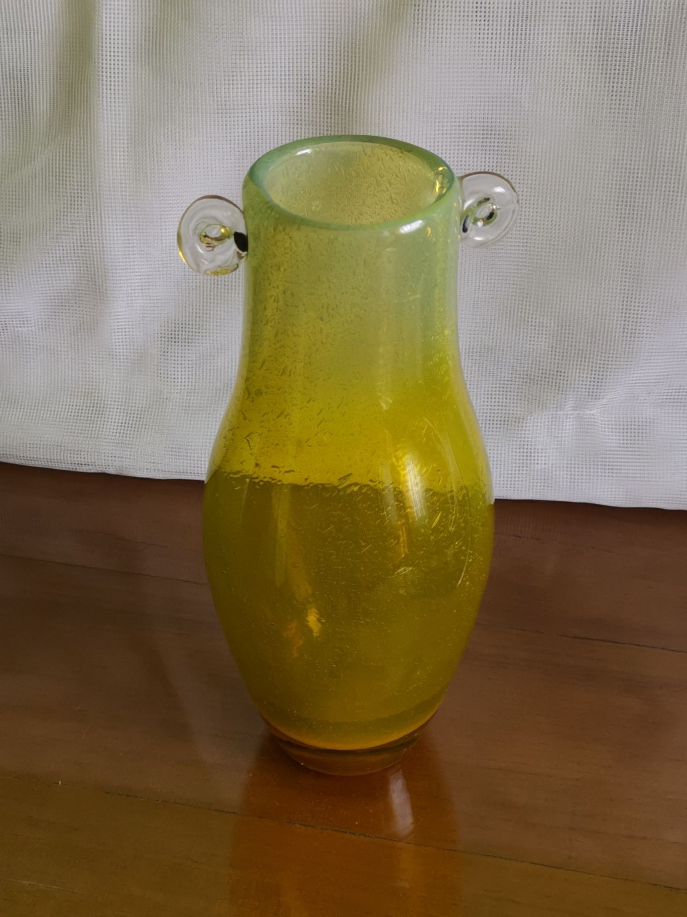 Żółty wazon vintage PRL