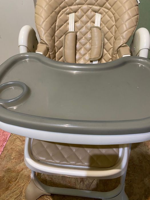 Продам стул для кормления