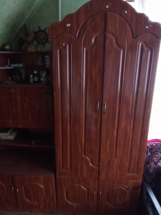 Продам шкаф (Стенка)