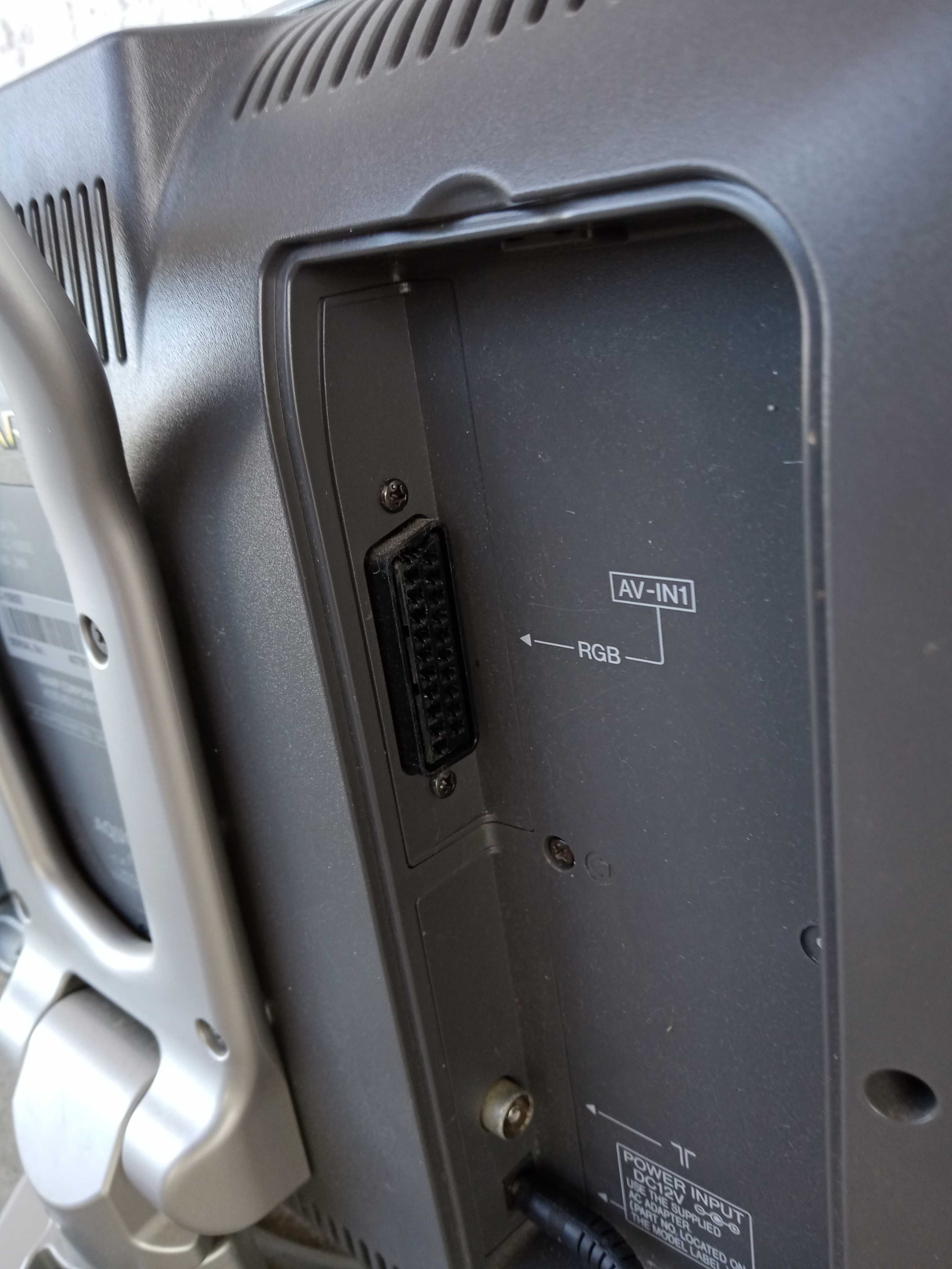 Telewizor Sharp LC-15B5E