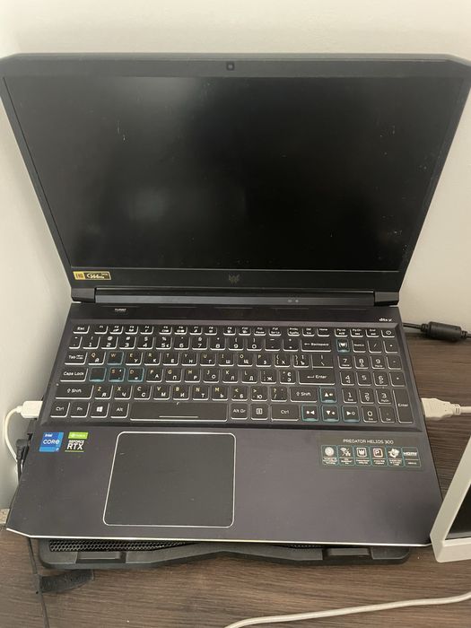 Acer predator helios 300