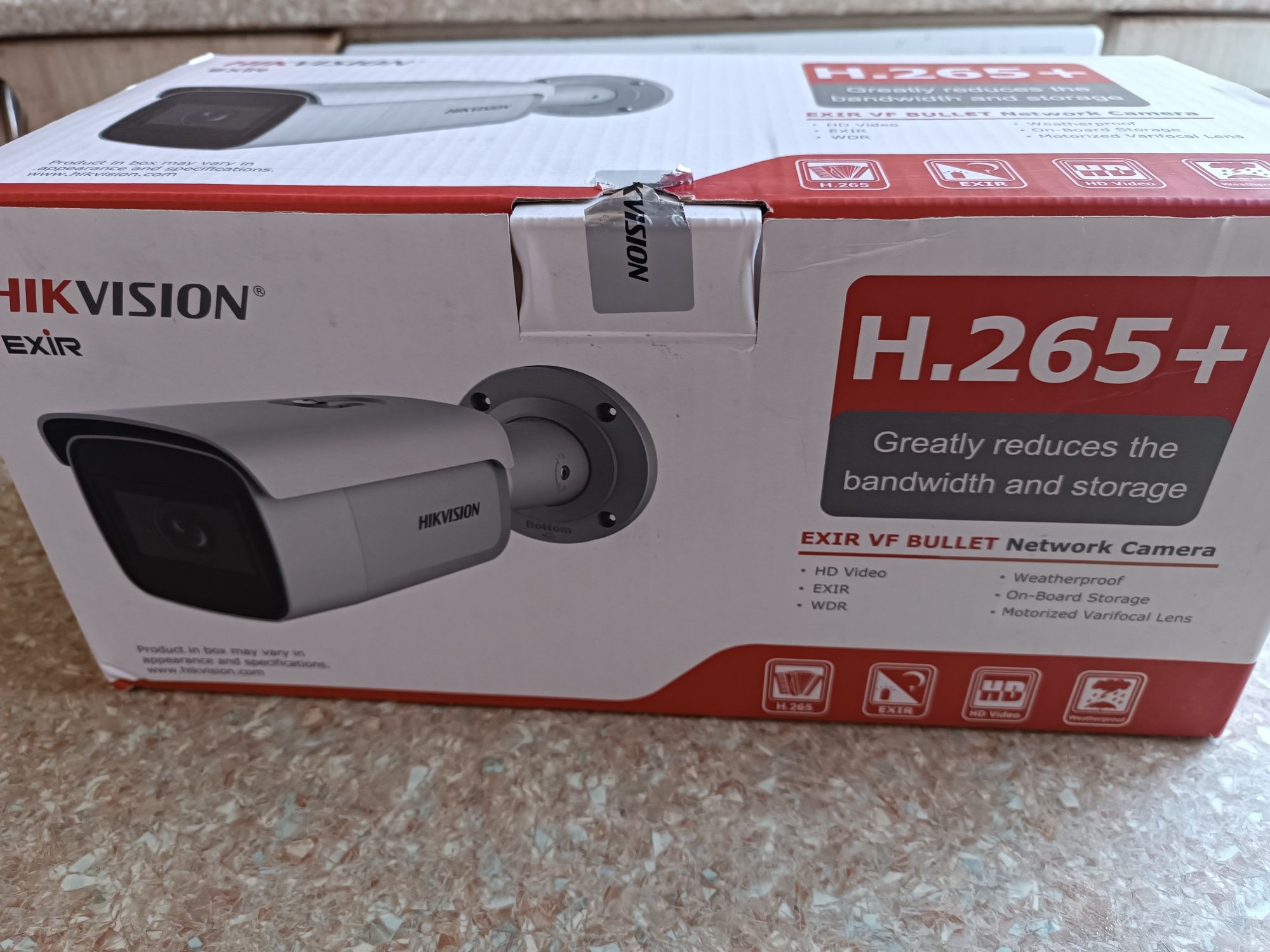 видеокамера Hikvision DS-2CD2663G1-IZS, відеоспостереження, охорона