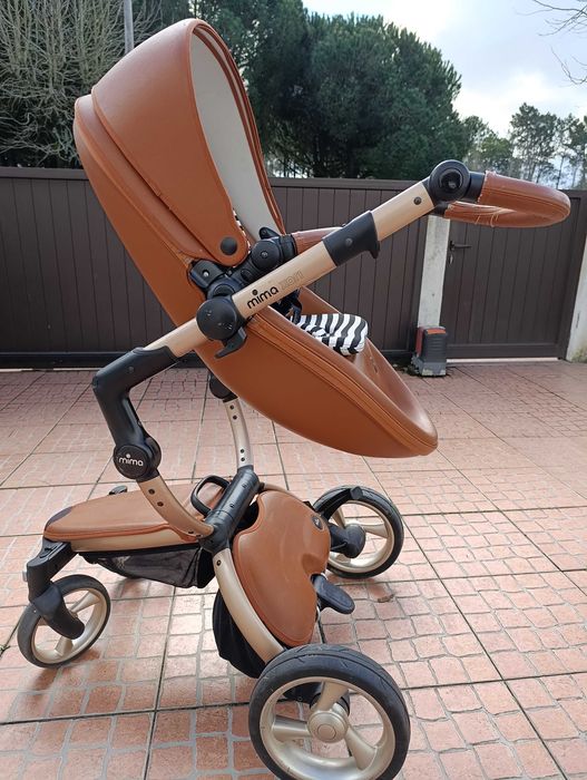 Carrinho de bebé MIMA
