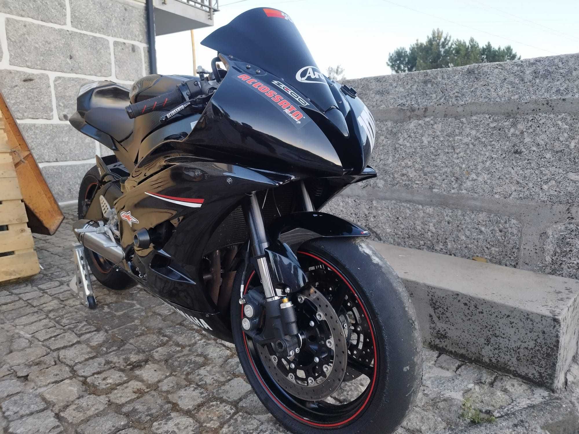 Yamaha R6 Track Days