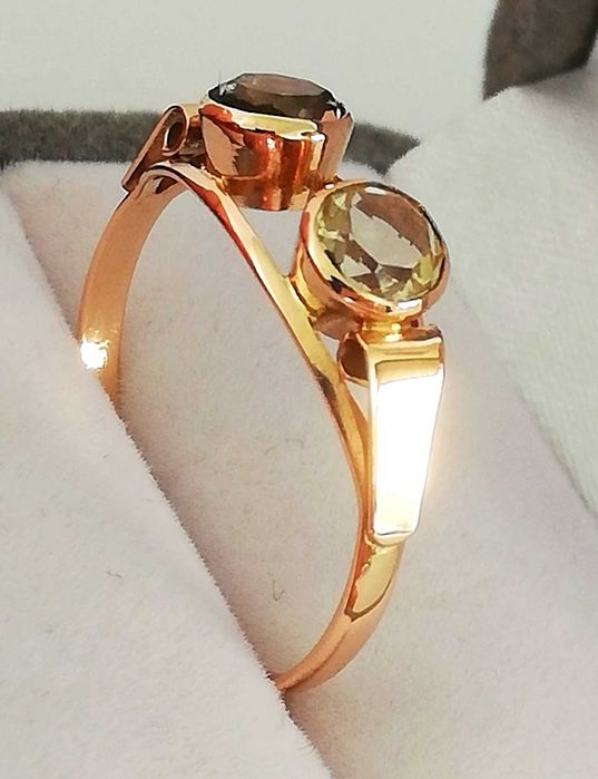 ZŁOTY pierścionek p583 z dawnych lat. XX wiek