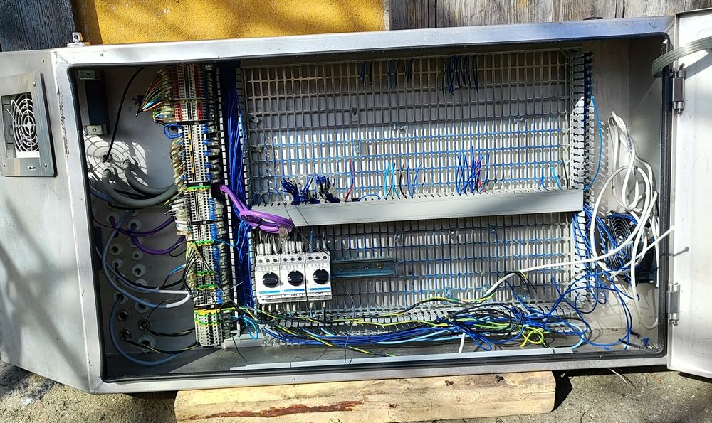 Szafa elektryczna INOX stał nierdzewna