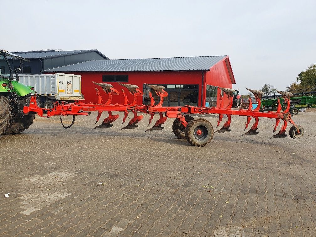 Pług obrotowy półzawieszany gregoire-besson 6 skibowy hydraulika kuhn