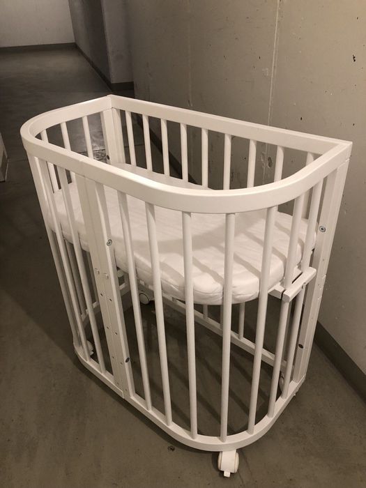 Ліжко для новонароджених