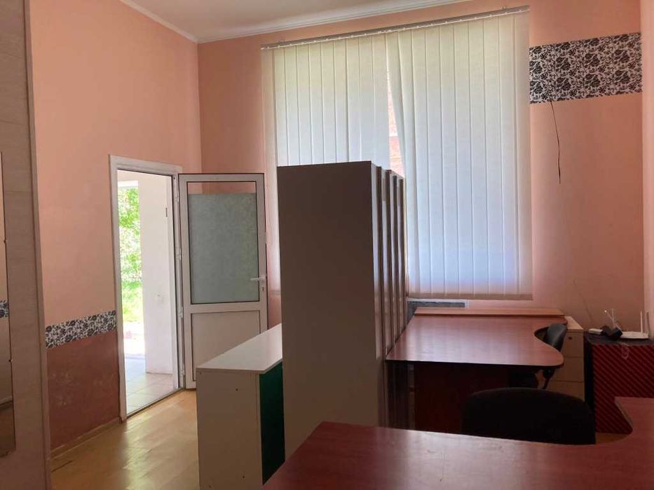 Оренда виробничо-офісної будівлі у м. Літин траса Вінниця–Хмельницький