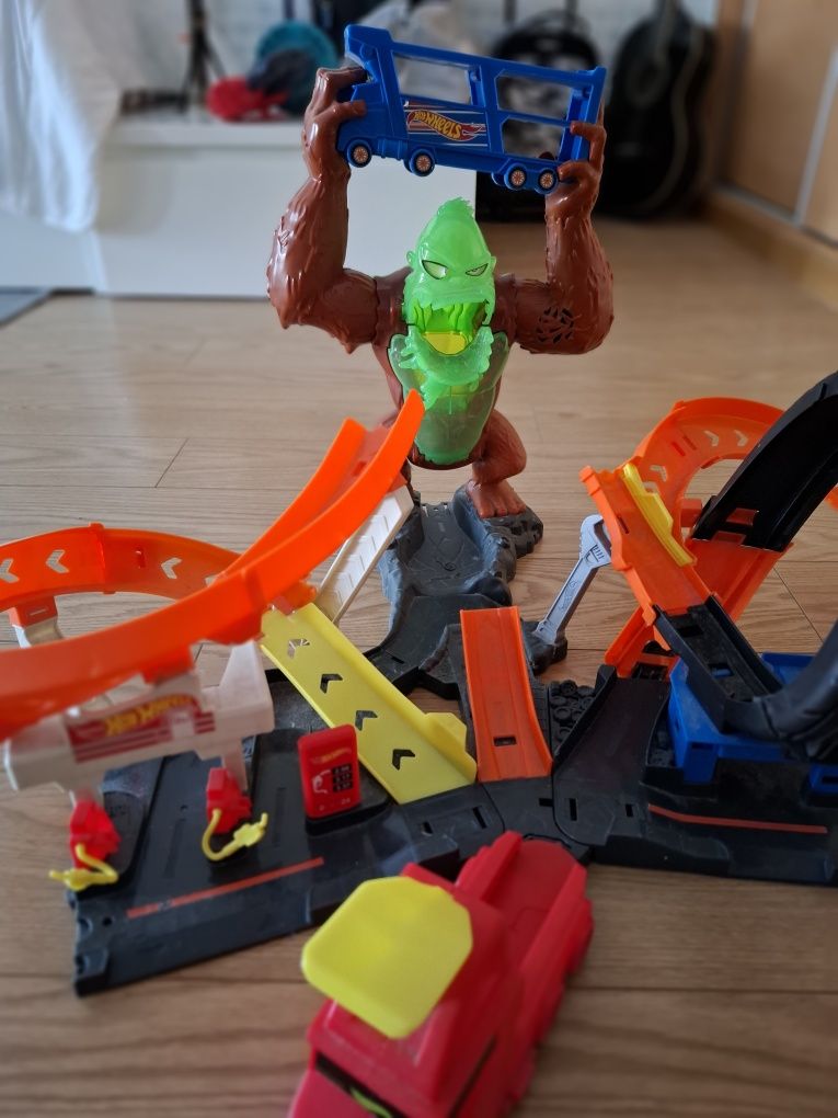 Vendo pista de Hot wheels