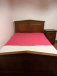 Cama de casal + colchão + 2 mesas cabeceira
