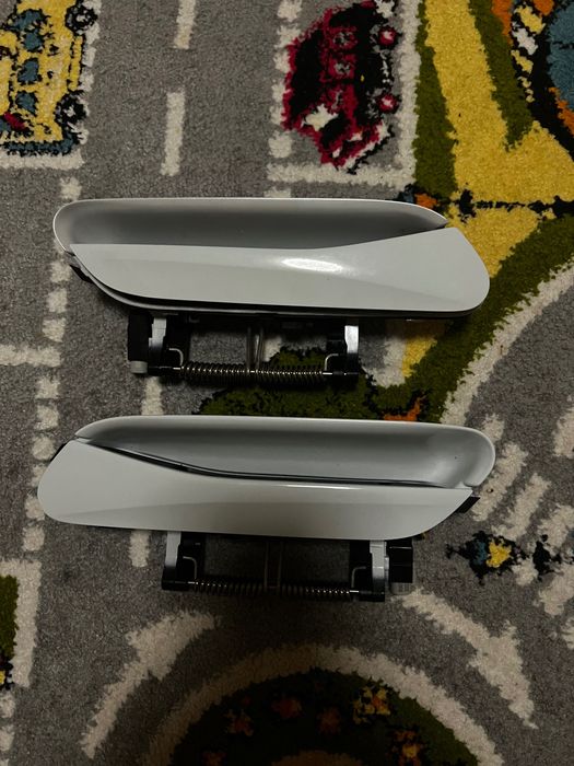 Дверна ручка на авто Volkswagen ID 4