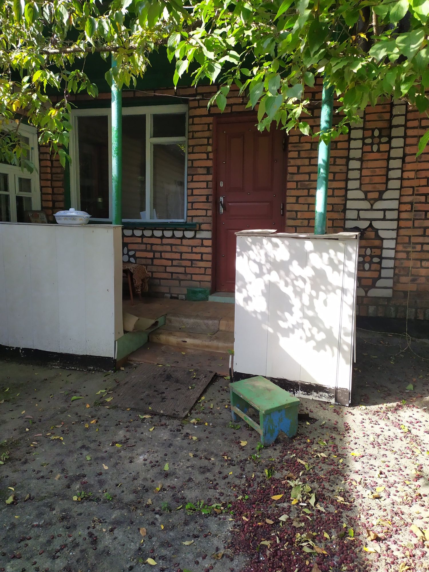 Продам в районе ботанического сада!