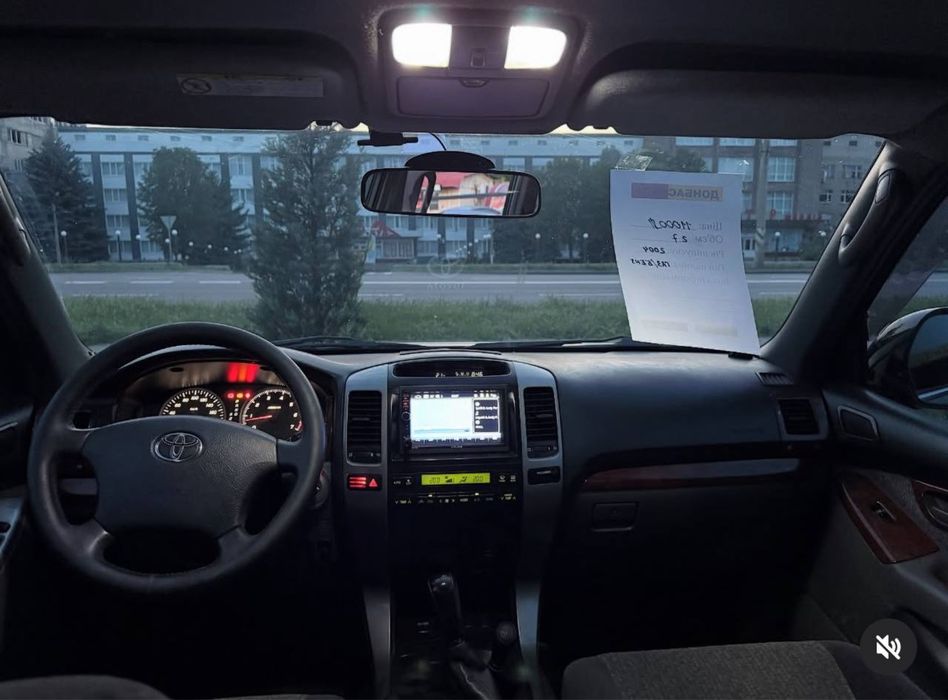 Toyota Land Cruiser Prsdo 120