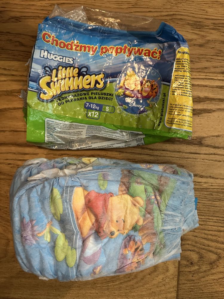 Huggies pieluszki do pływania nr S 6 sztuk+Dada nr 5. 1 sztuka