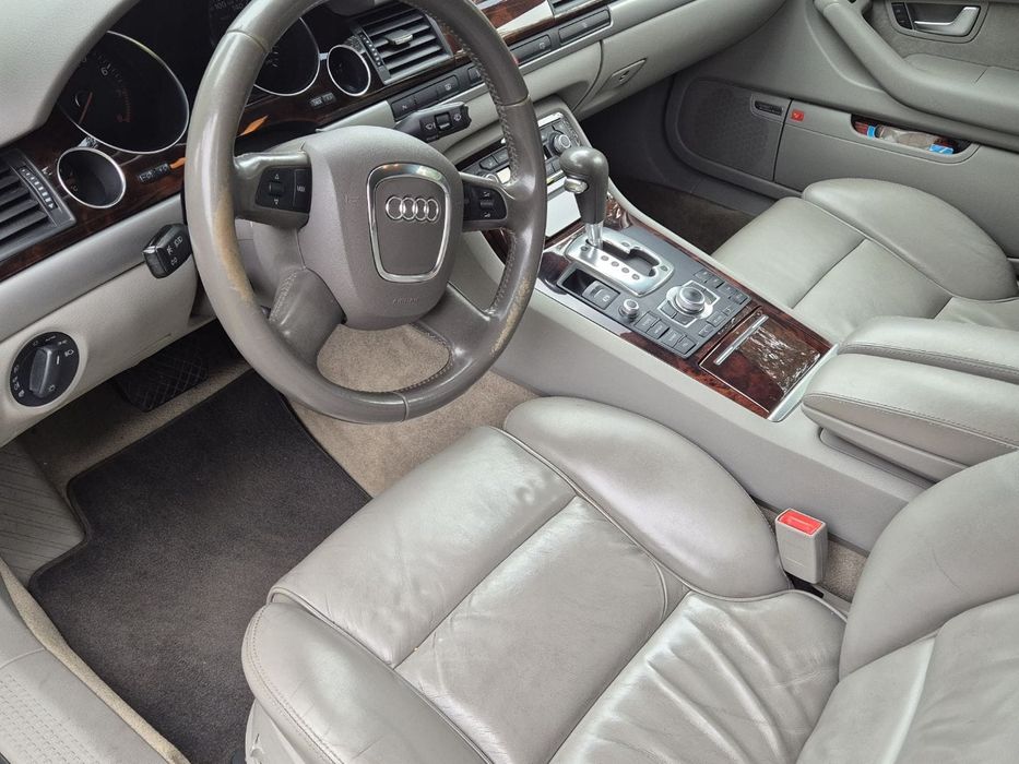 Audi A8 D3 2007 quattro 3,2 Benzyna