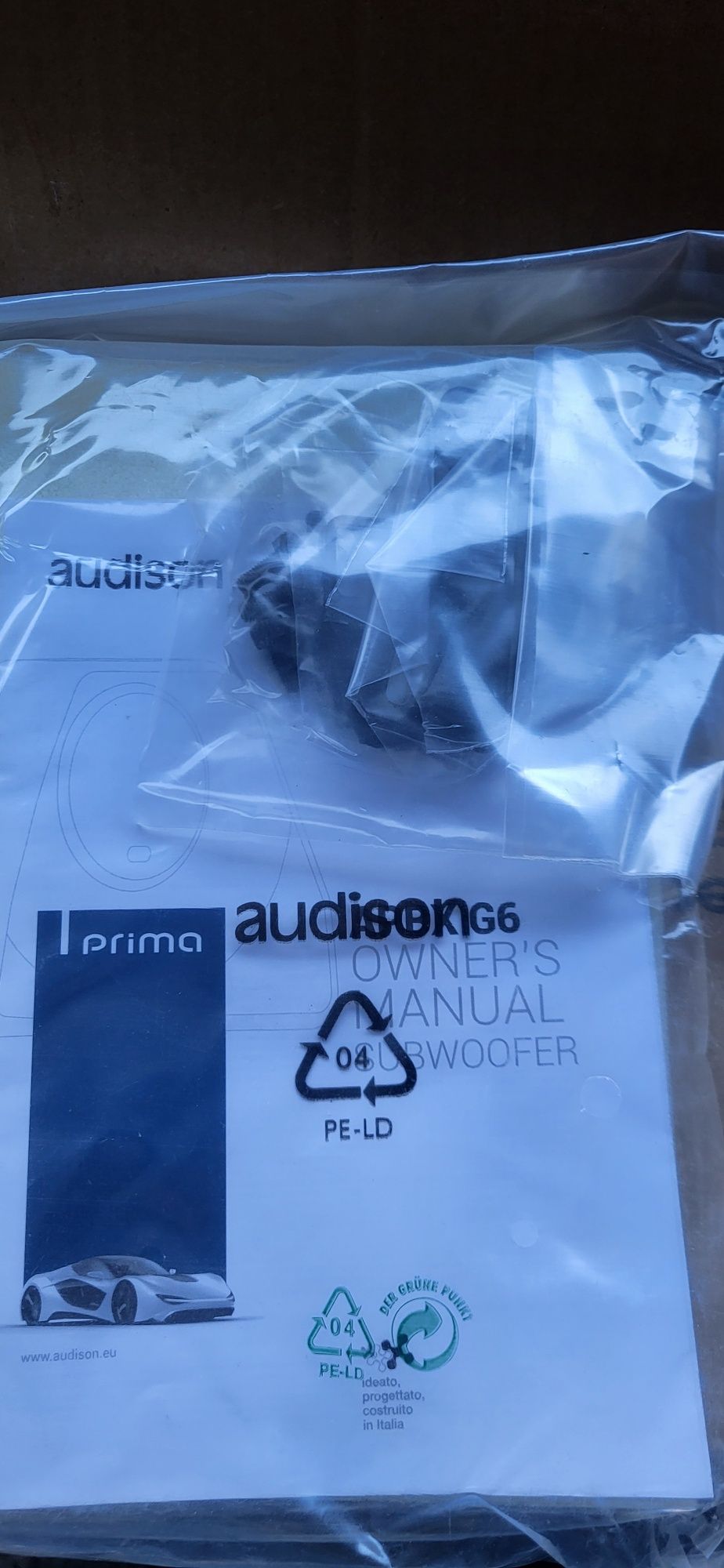 Subwoofer samochodowy golf 6