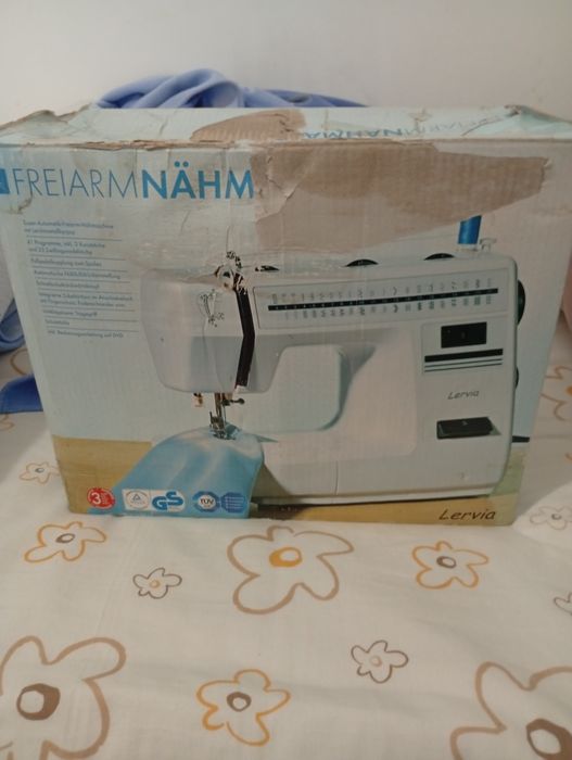 Máquina de costura do jeito que comprei