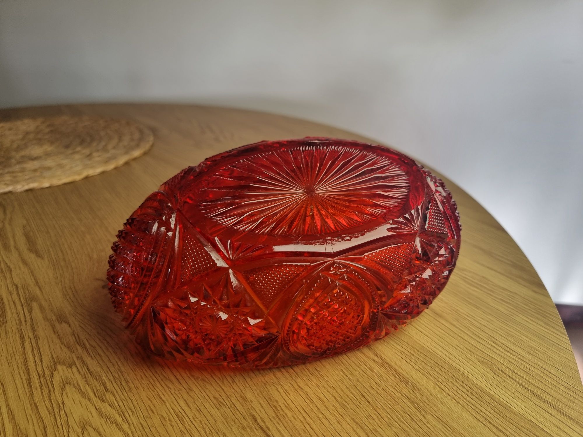 Piękna rubinowa owocarka kryształowa