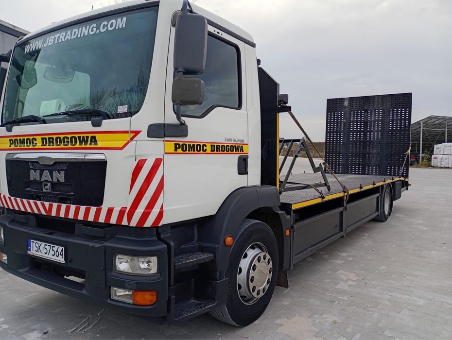 Man TGM 18.250 pomoc drogowa 2009 X 8,5m niski przebieg