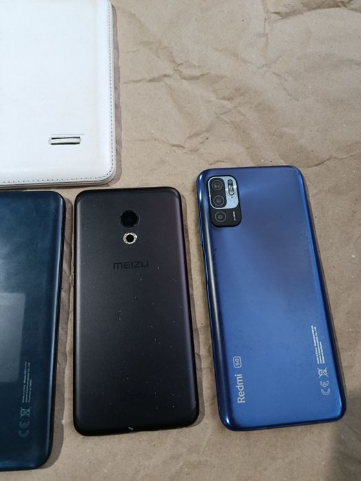 Продам телефоны разные