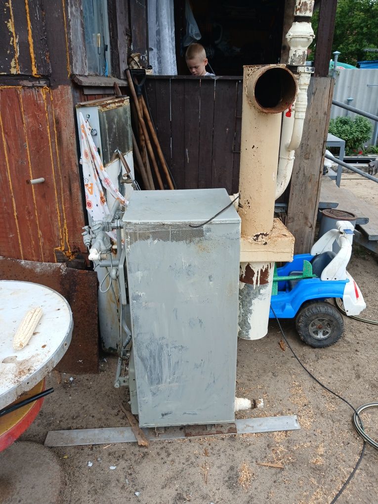Котел газовый б/у в отличном состоянии