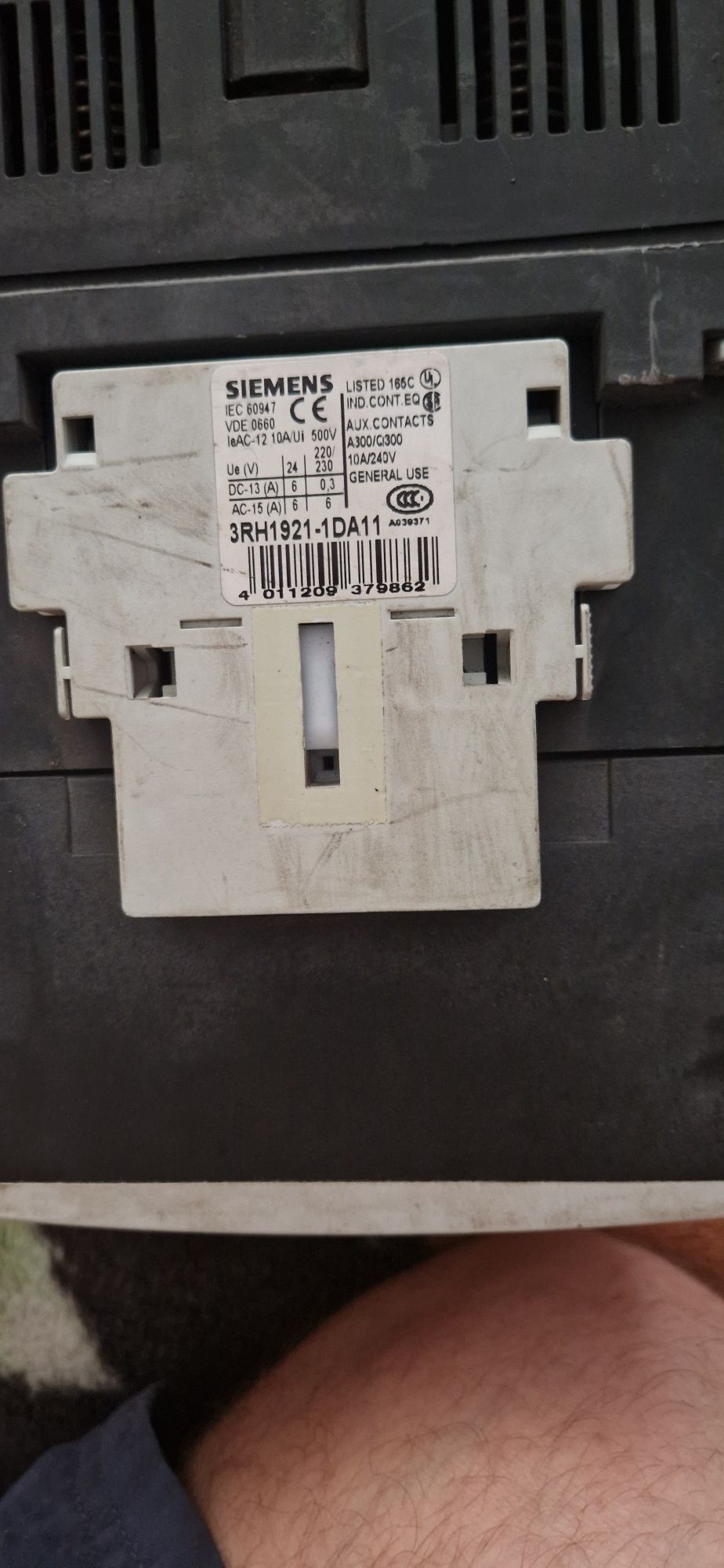 Stycznik mocy  SIEMENS 3RT1064-6..6 + 3RH1921-1DA11