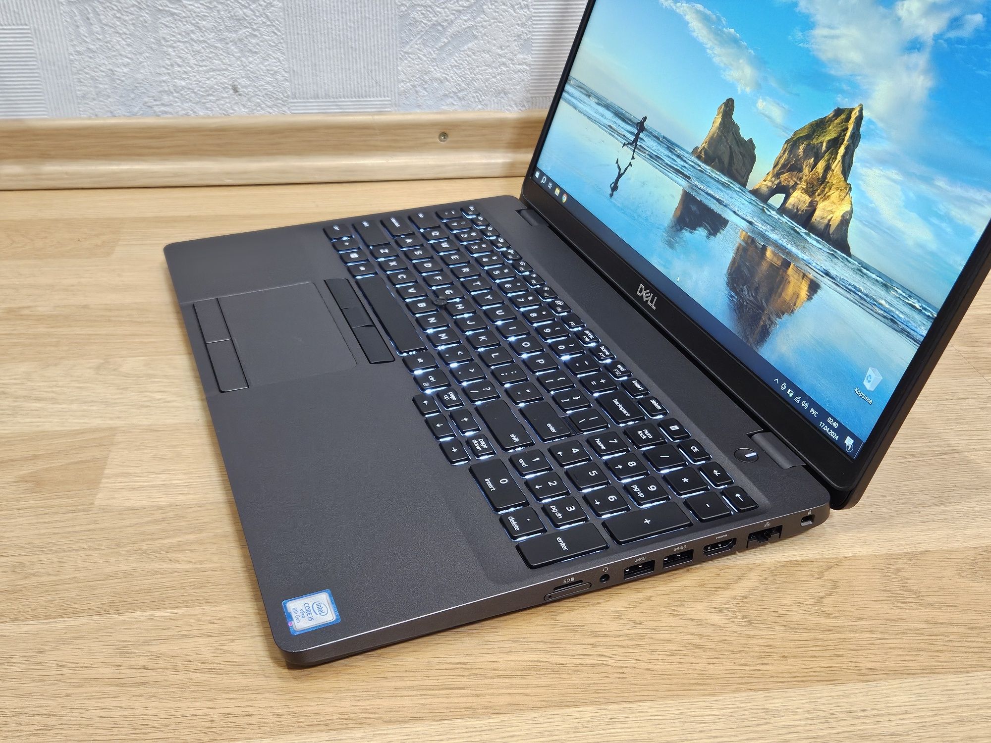 15.6" FullHD IPS Dell Latitude 5500 i5-8365U/16Gb/SSD 256Gb/8годин АКБ