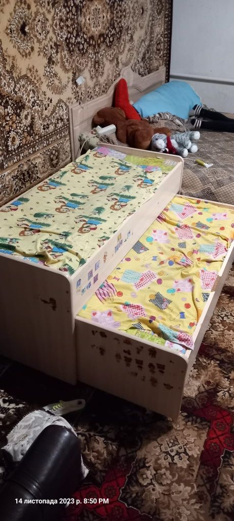 Продам дитяче ліжко висувне