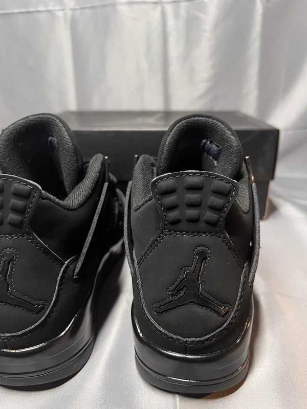 NikeAir Jordan4Retro R.43