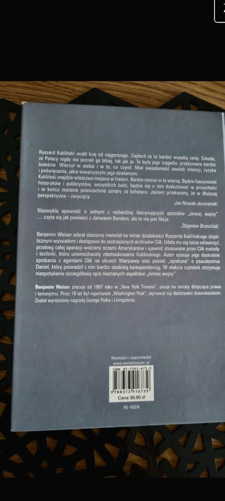 Książka pt Ryszard Kukliński życie ściśle tajne autor  Benjamin Weiser
