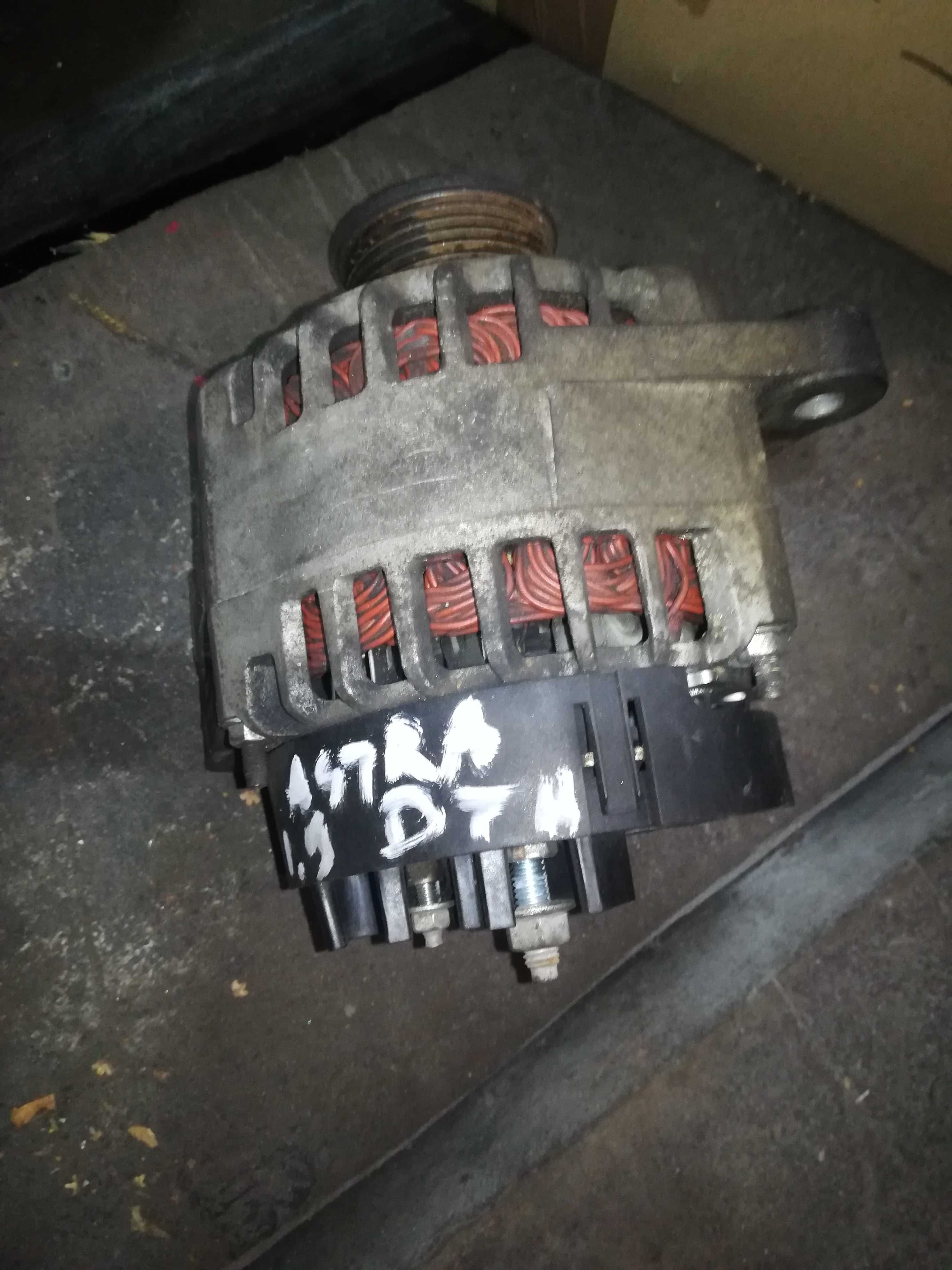 zafira b astra h alternator 1,9 dt dtl 101 120km  a4048 stan bdb 150km